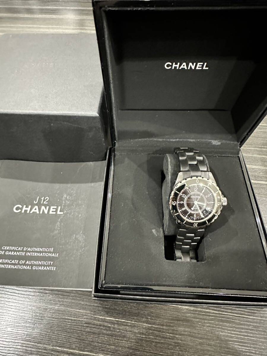 新品並 CHANEL J12 38ミリ自動巻 最高級メンズ腕時計 正規品 仕上げ済み 極上極美品 シャネル 1スタの画像9