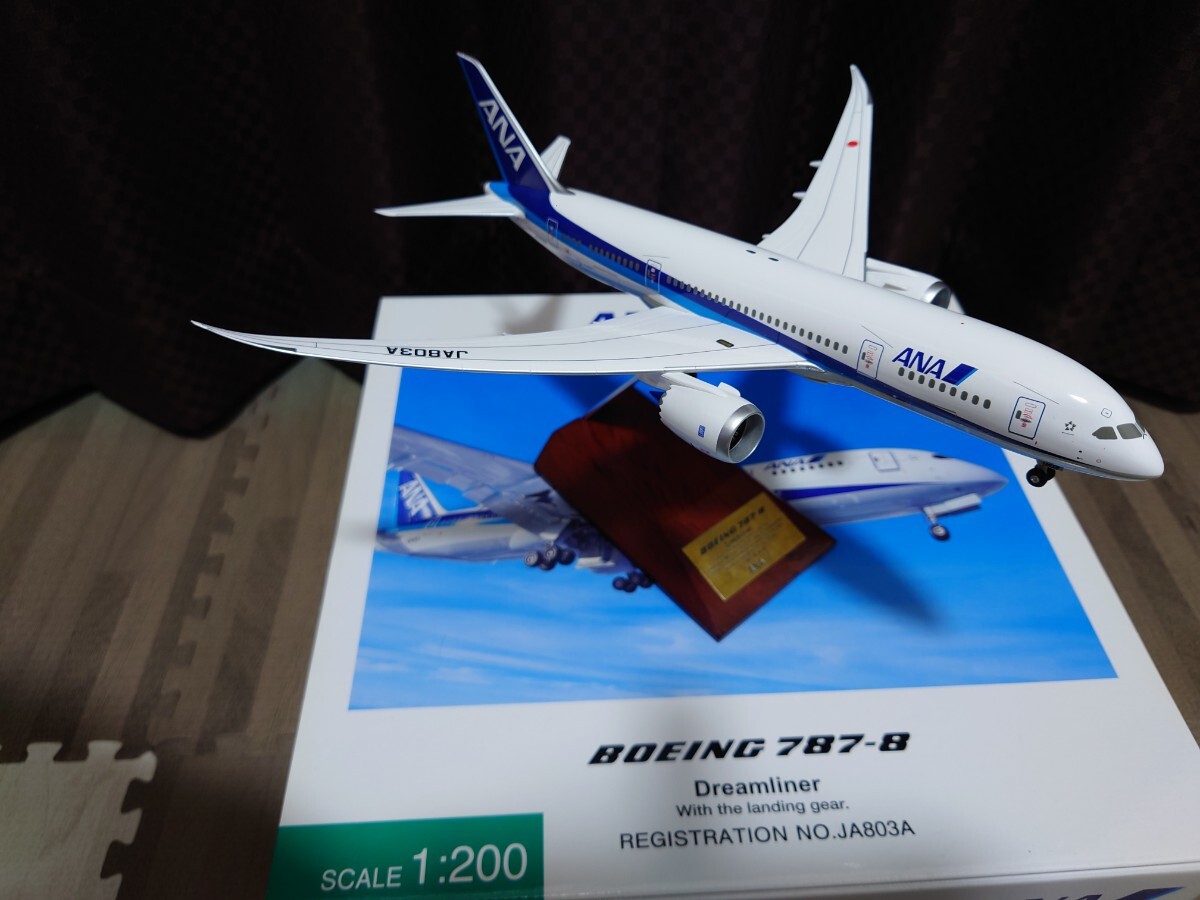 ANA 1/200 全日空商事 ANA　787-8 JA803A Dreamliner　1/200 完成品_画像7