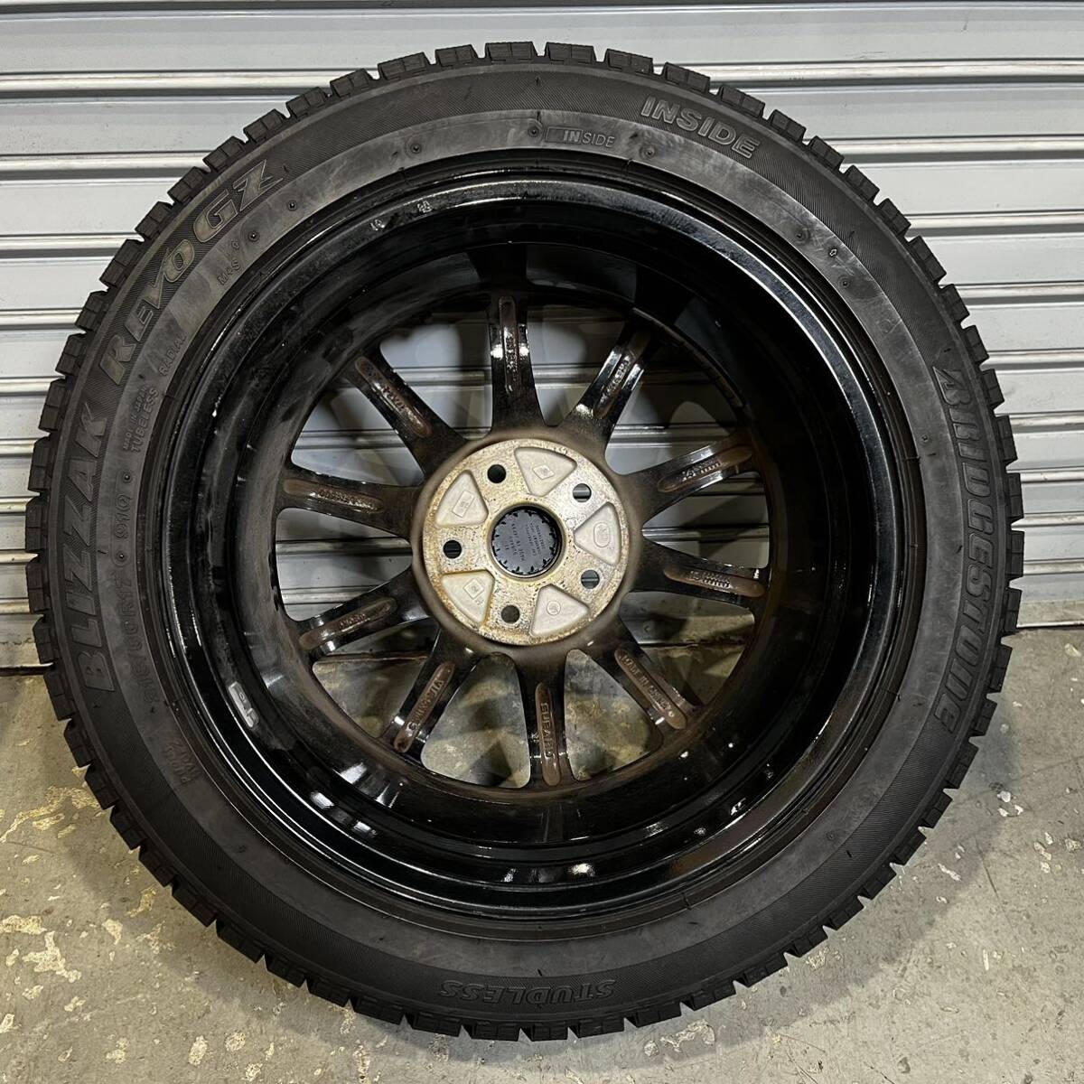 極上品】スバル レヴォーグ 純正オプション ホイールタイヤ 215/50R17 ブリヂストン ブリザック スタッドレスの画像7