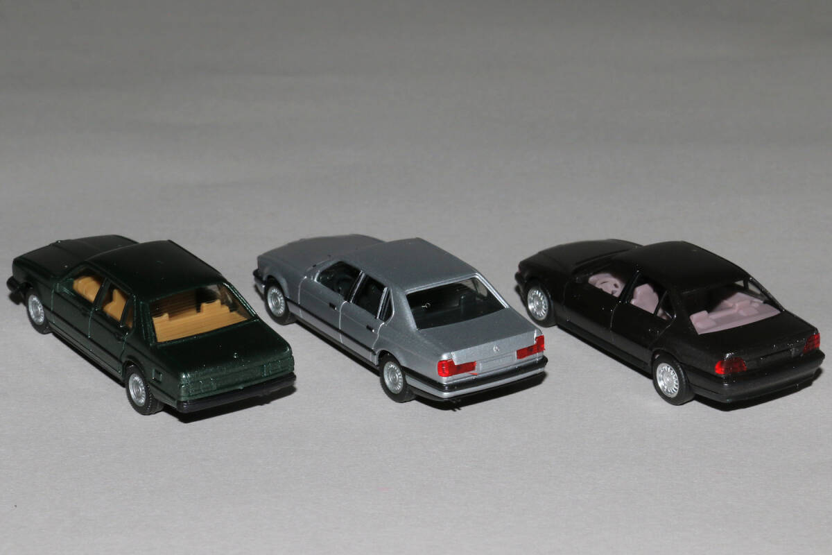 【BMW特注・激レア】1/87 BMW 7-Series Tradition Set (3台) - Herpa_画像2