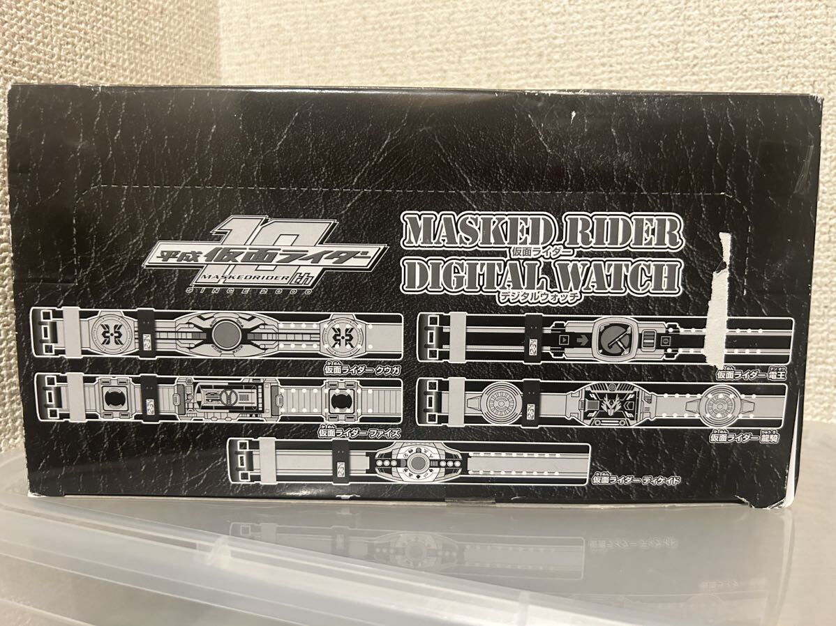 即決価格】 平成仮面ライダー 10周年 デジタルウォッチ 1BOX(6 即決価格】 平成仮面ライダー 10周年 デジタルウォッチ 1BOX(6