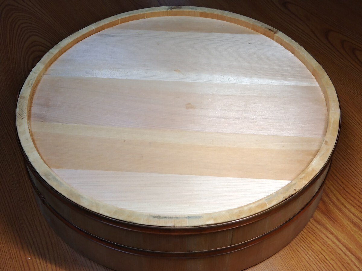 A1468 Showa Retro деревянный контейнер для риса суши .... обеденный столик дерево . из дерева листовка суши .. обеденный столик старый .. наружный диаметр /39ⅹ высота 10cm