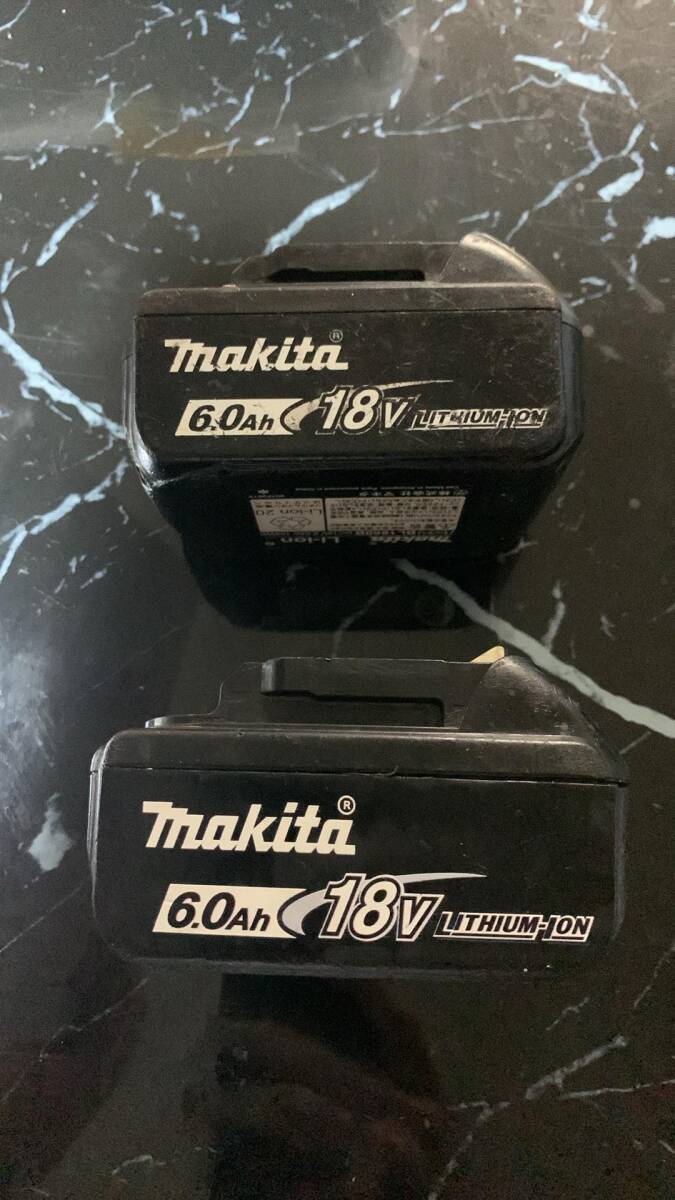 マキタ Makita 純正 2個 Li-ion バッテリー BL1860B 6.0Ah 18V 雪マーク マキタバッテリー マキタインパクトドライバー 動作品 美品の画像2