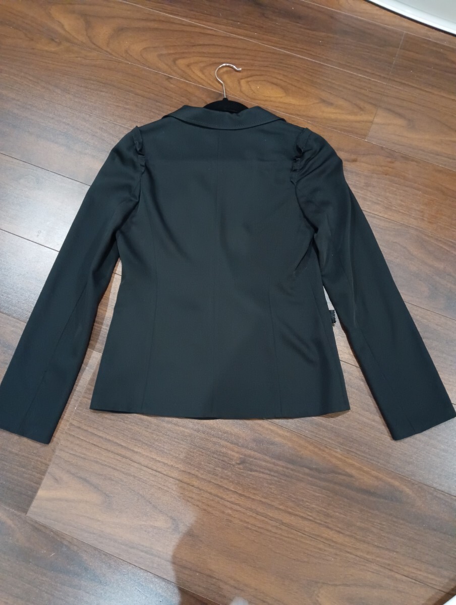 美品 テーラードジャケット ブラック 黒 ランバンオンブルーの可愛いジャケット38_画像5