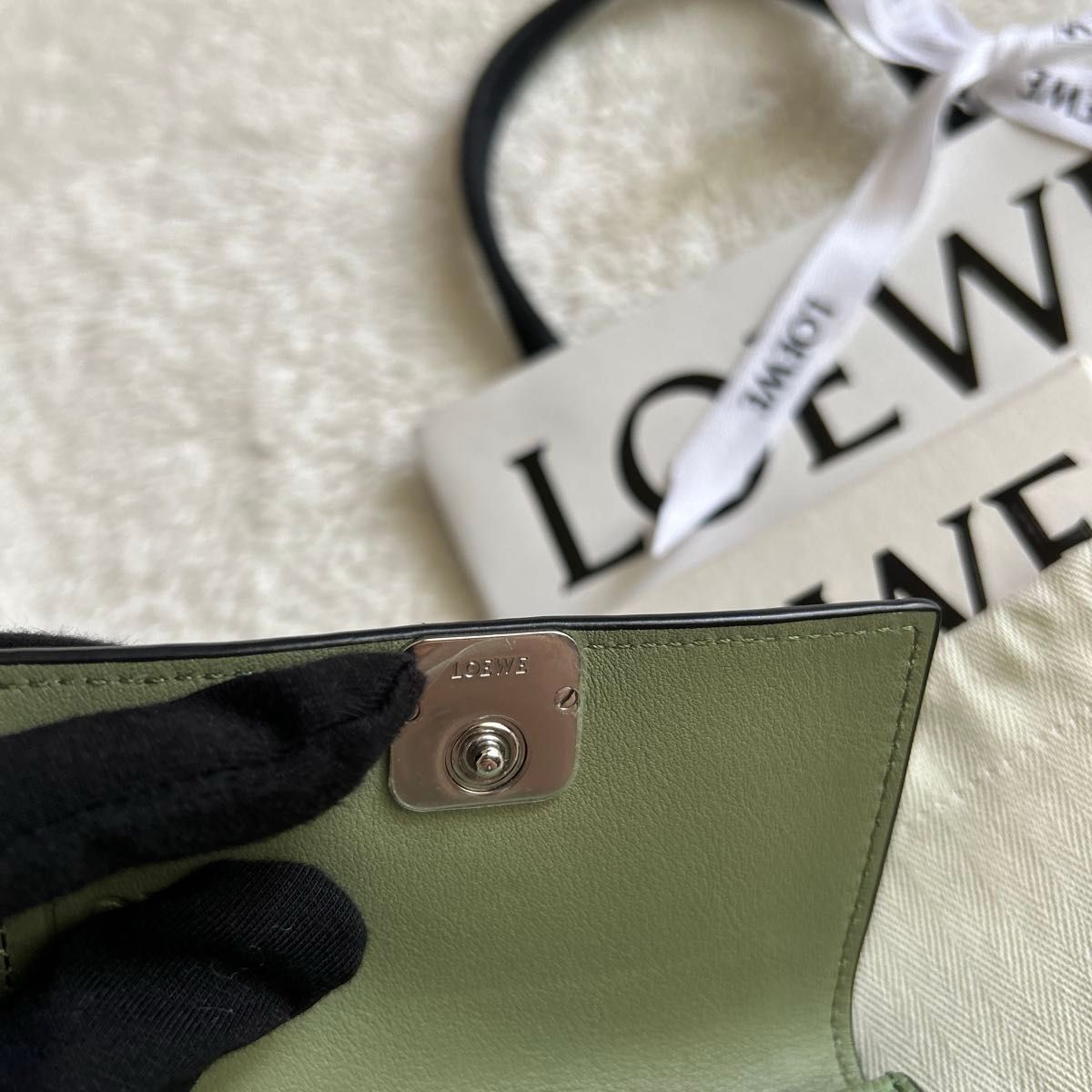 【未使用級】LOEWEアナグラム ビジネス カードホルダー（ペブルグレインカーフ）名刺入れ