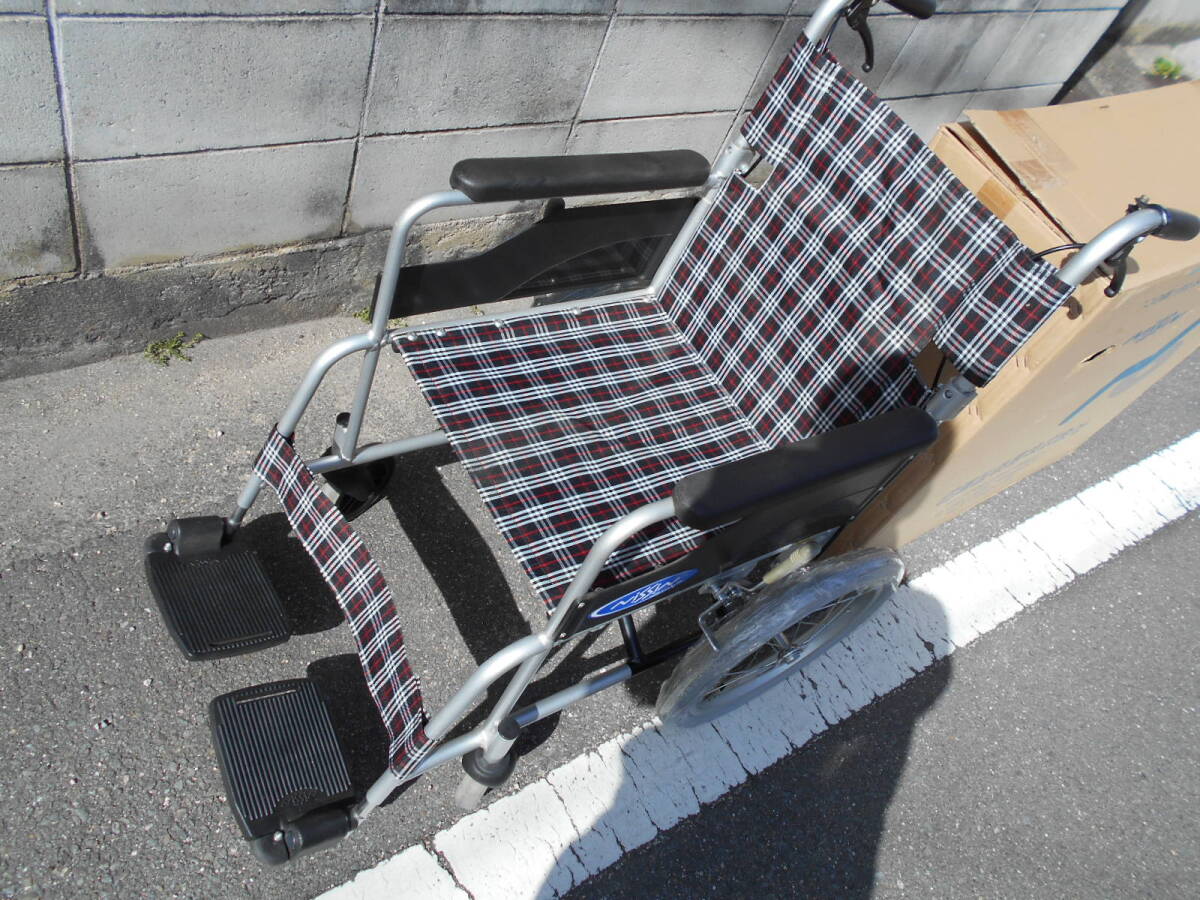 【日進医療器】Nissin,NC-2CB,折り畳み式,車椅子,中古品の画像3