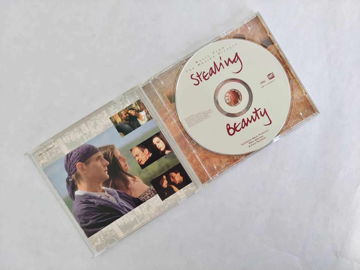 〈輸入盤〉魅せられて サントラ⌒◆⌒1オーナー◆全12曲◆Stealing Beauty/サウンドトラック/ キャピタルレコード◆送料一律￥180/匿名配送_画像6