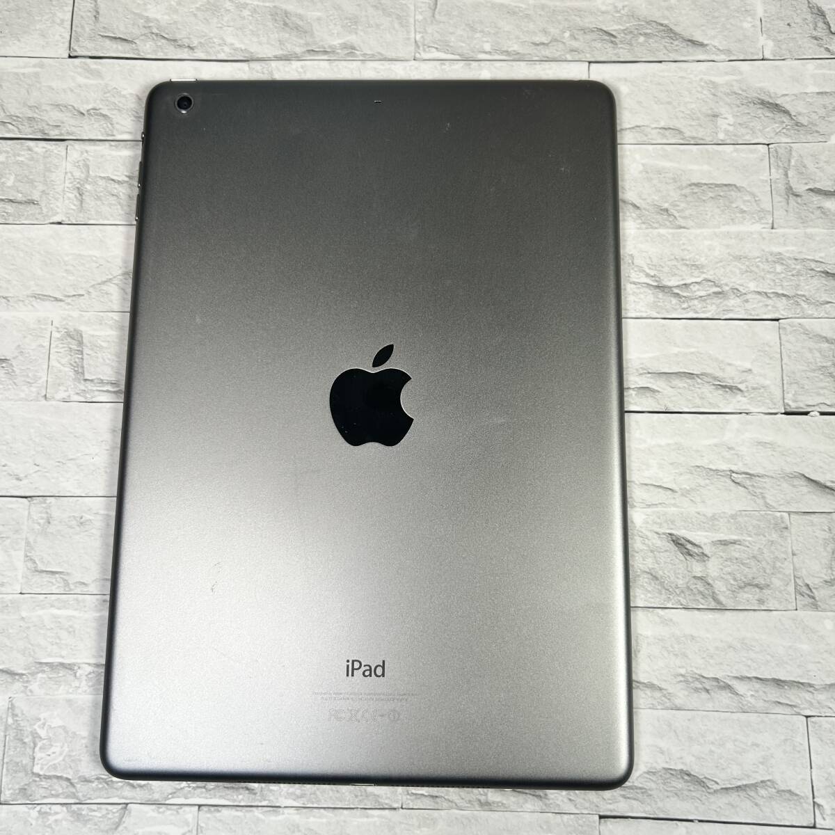 Apple iPad Air Wi-Fiモデル 16GB MD785J/B