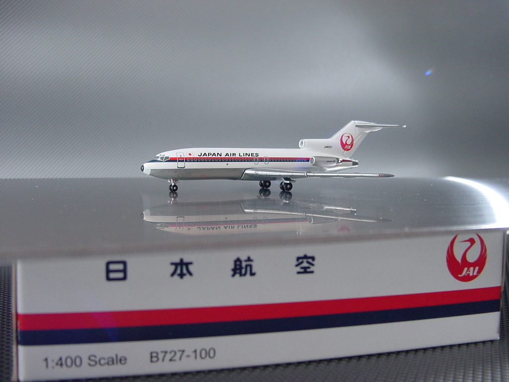 ☆ JAPAN AIR LINES 日本航空 B727-100 JA8327 1/400 ☆の画像2