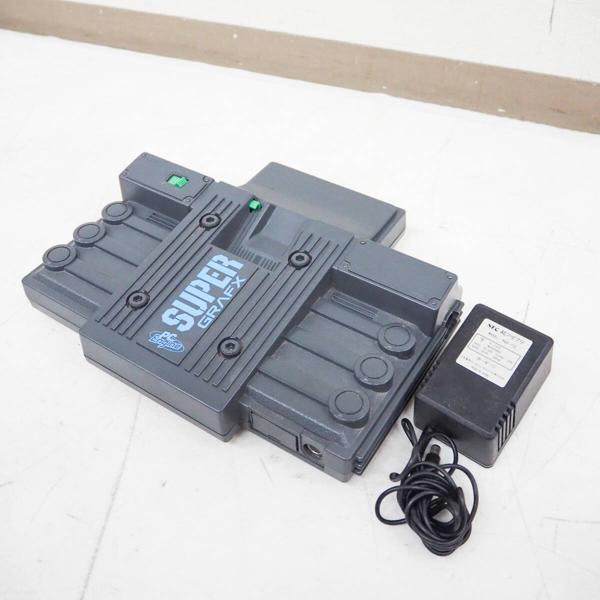 [ Junk ]NECeni-si-PC-Engine PC engine Super Grafx super graphics body PI-TG4 PCE K5177