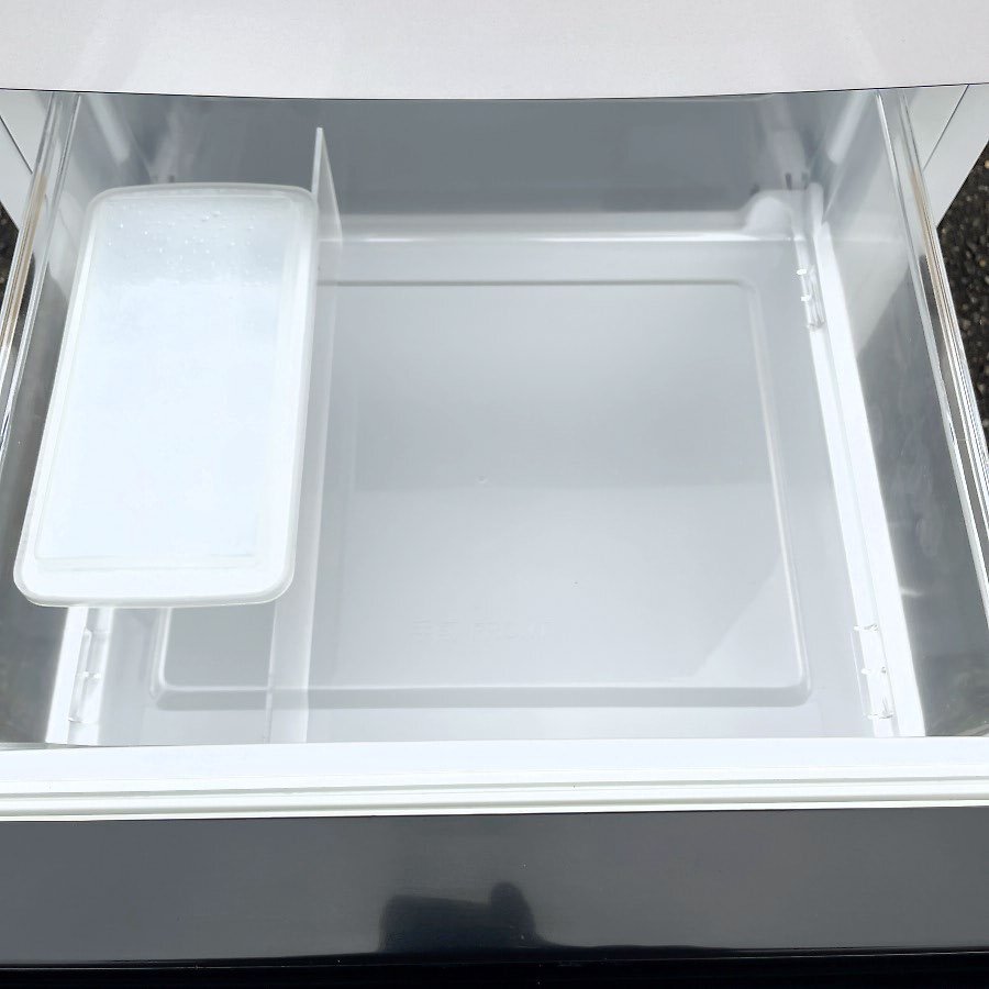 2020年製■Hisense 冷蔵庫【130L】 自動霜取り HR-D1302 ハイセンス 2ドア冷凍冷蔵庫 ホワイト_画像5