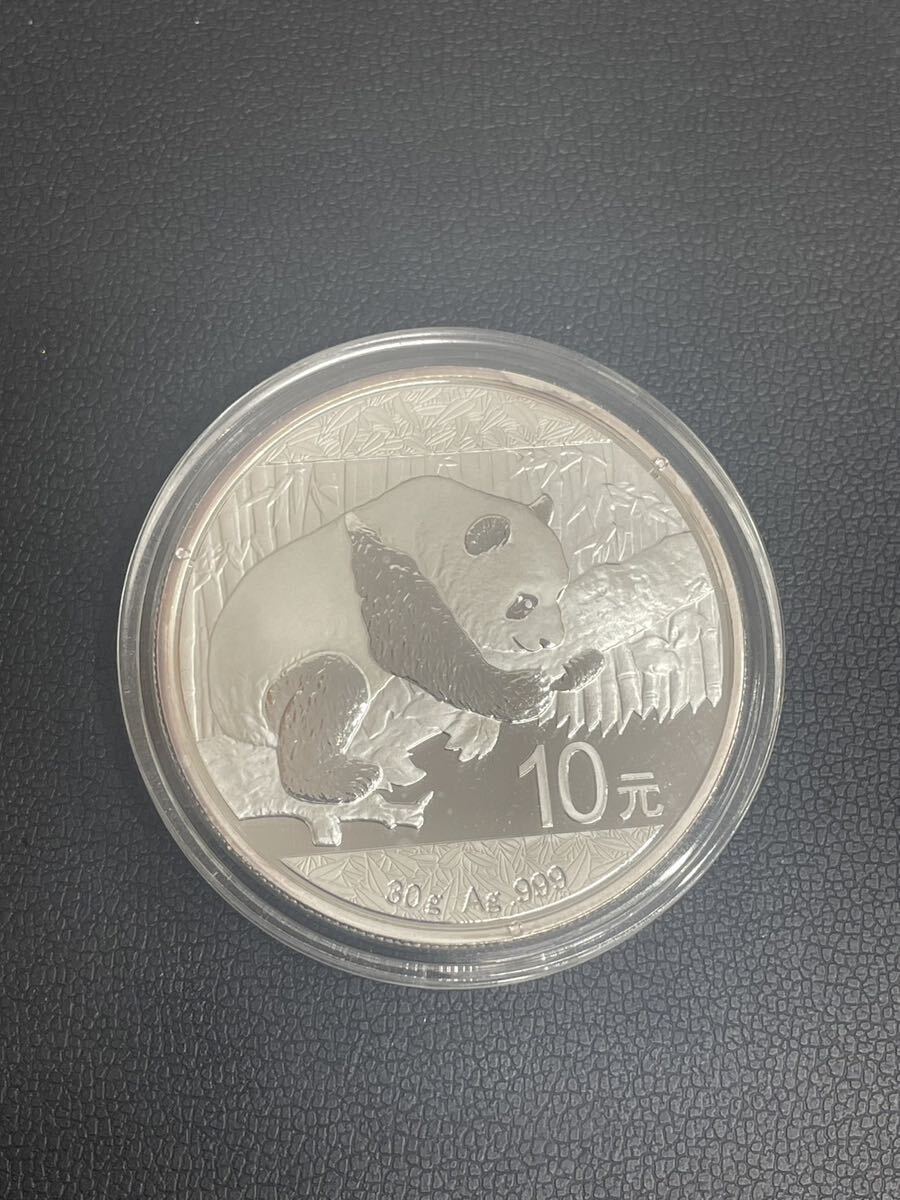 3-022 2016年 中国 パンダ 銀貨 10元 30g Ag.999 ケース付き 記念硬貨の画像2