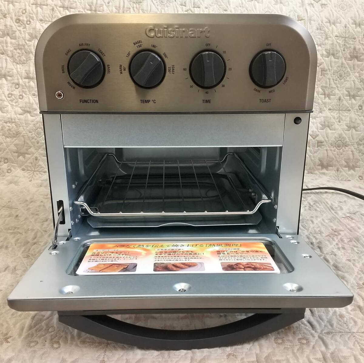 【940】中古品 2021年製 Cuisinart ノンフライオーブントースター ブラック TOA-29KJの画像2