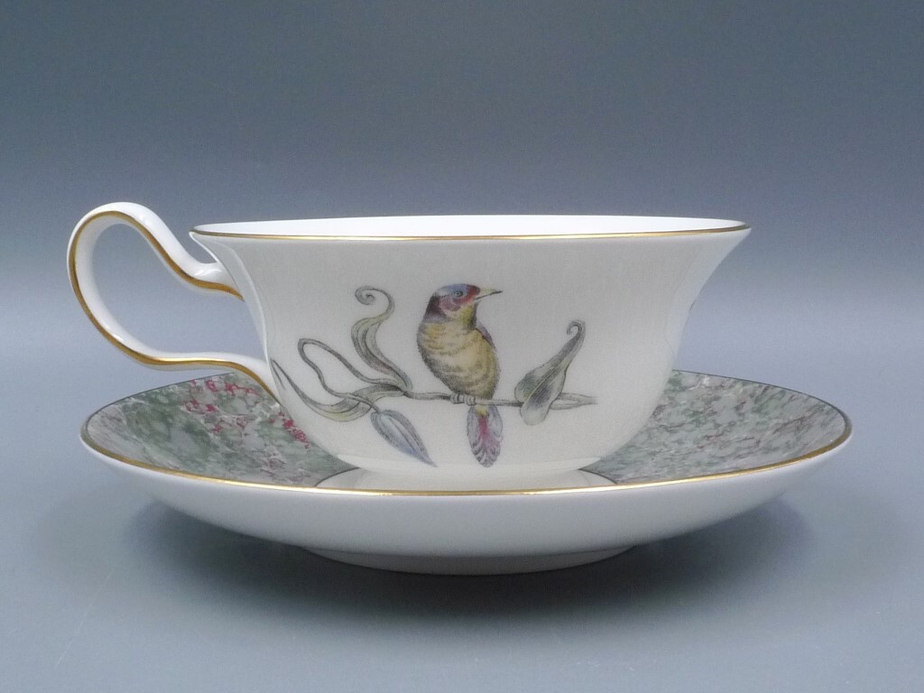 希少 廃盤品 1991年 ウェッジウッド WEDGWOOD ハミングバード ティーカップ&ソーサー コーヒーカップ HUMMING BIRDの画像3