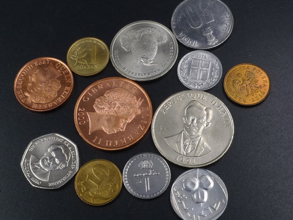 世界貨幣12枚 硬貨 アイスランド ハイチ ジャマイカ イスラエル ポーランド ジョージア ジャージー トルコ インド パラグアイ など コインの画像4