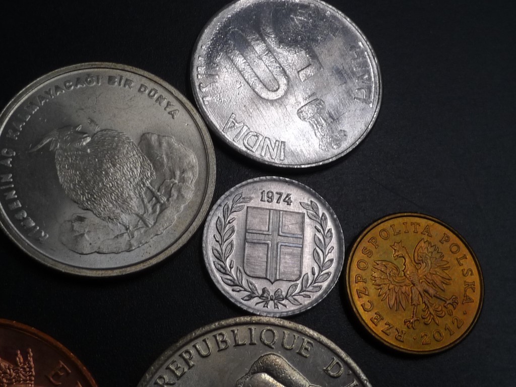 世界貨幣12枚 硬貨 アイスランド ハイチ ジャマイカ イスラエル ポーランド ジョージア ジャージー トルコ インド パラグアイ など コインの画像6