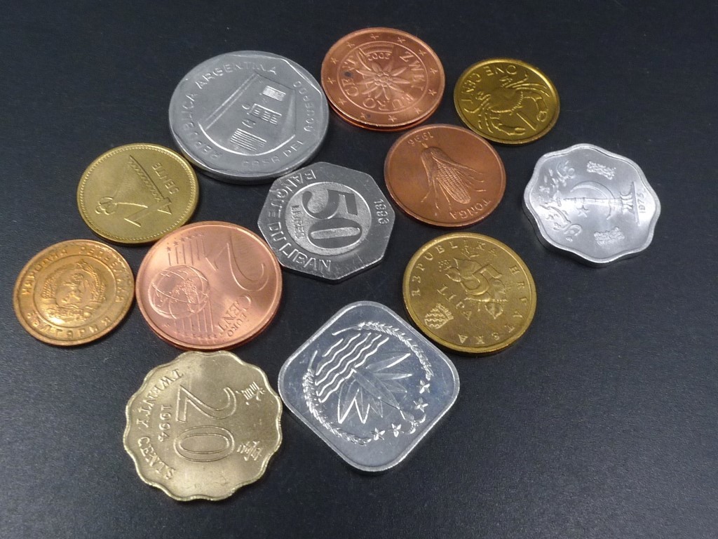 世界貨幣12枚 硬貨 レバノン アルゼンチン レソト王国 セーシェル オーストリア ブルガリア ポルトガル トンガ クロアチア 香港 などコイン_画像4