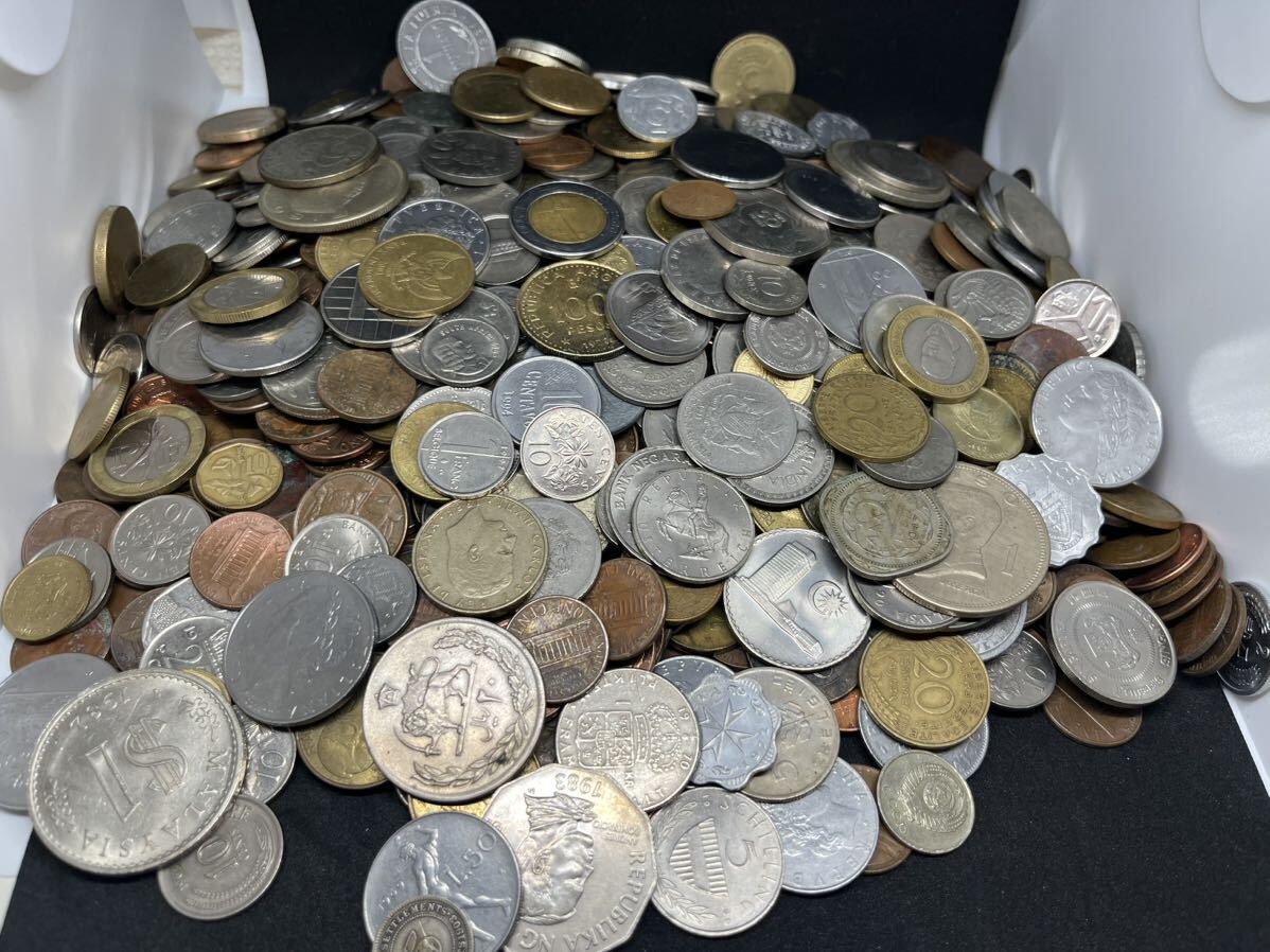 外国コイン 古銭 3.8kg以上 未選別 まとめ売り_画像2
