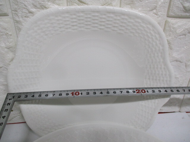 P35/展示品 2点セット WEDGWOOD ウェッジウッド プレート皿 BBプレート プラター ホワイト 2点セット まとめ売りの画像3
