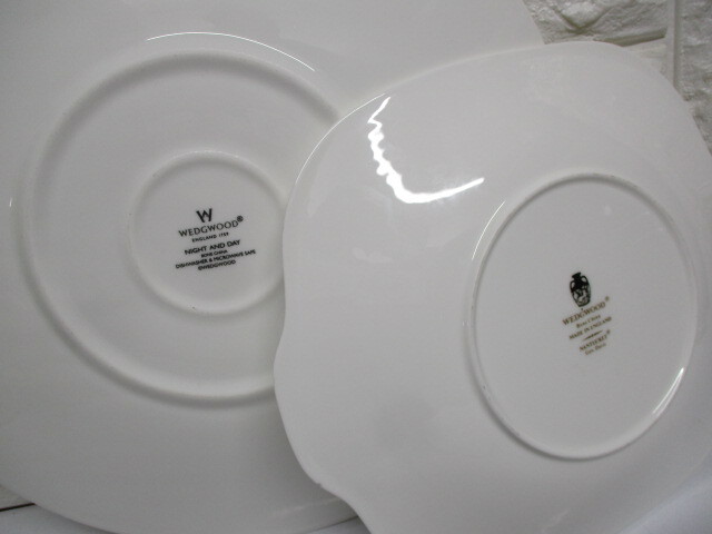 P35/展示品 2点セット WEDGWOOD ウェッジウッド プレート皿 BBプレート プラター ホワイト 2点セット まとめ売りの画像4