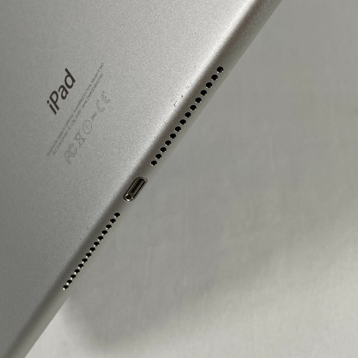 ★１円スタートお得！★iPad Air 2 Wi-Fi+Cellular Apple 64GB シルバー アップル 【中古】 SIMロック有りの画像8