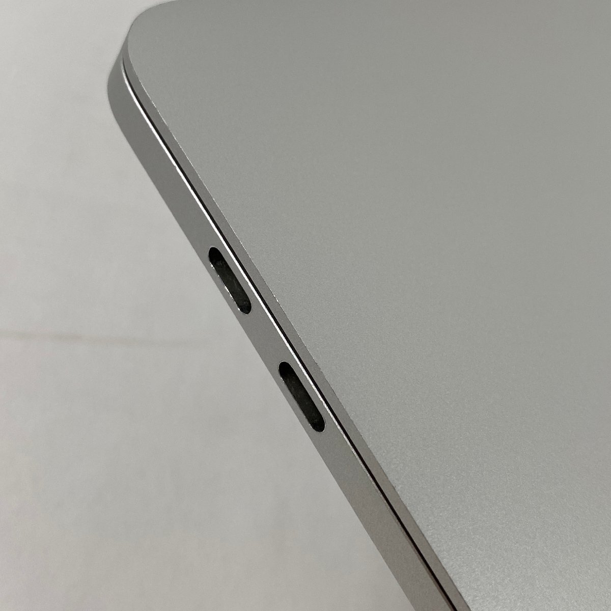 ★１円スタートお得！★MacBookPro 13-inch 2019 Apple 8GB 128GB シルバー アップル 充放電回数 271回【中古】JISキーボードの画像7