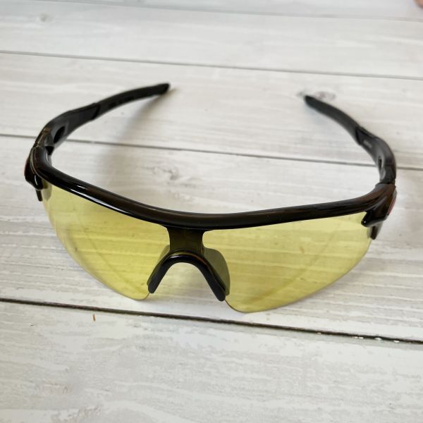 スポーツサングラス サイクリング ドライブ マラソン ブラック イエローレンズ 紫外線カット アウトドア UVカット UV400 黒 黄色レンズ
