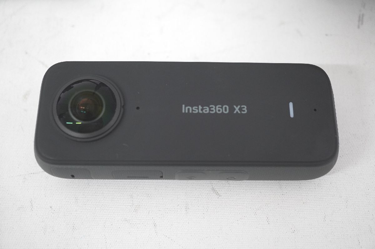 [4-40] Insta360 X3 インスタ 360° Action Cam アクションカメラ 付属品 三脚 レンズキャップ シリコンカバー 収納ケース 予備バッテリー_画像2