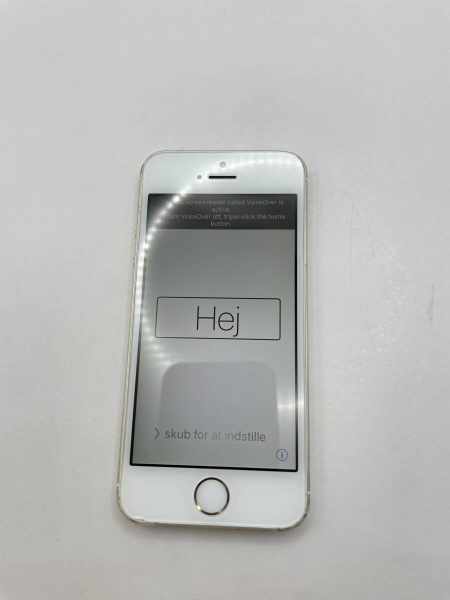 KT030755【爆速発送・土日発送可】iPhone 5s （A1453）ゴールド 利用制限 ◯ 1円スタート Apple アイフォン docomo の画像2