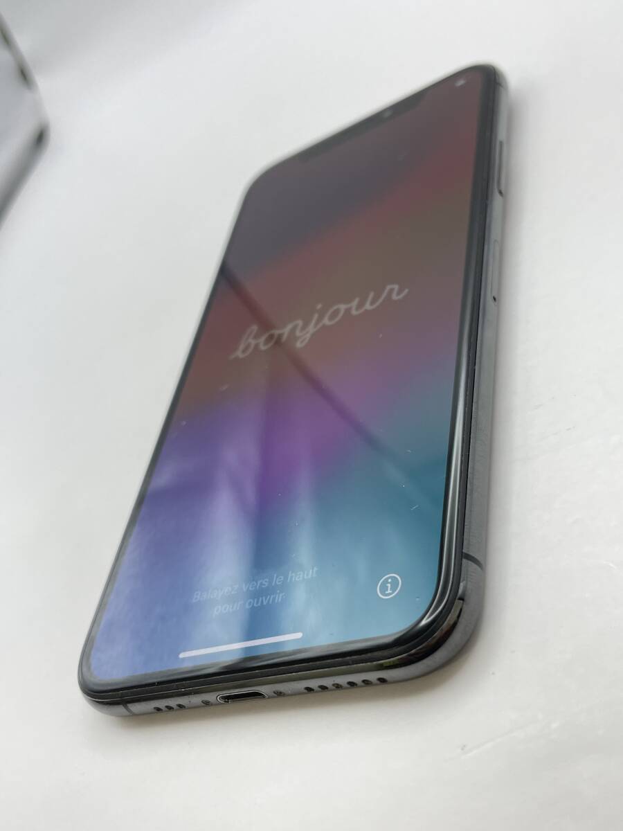 KT030774【爆速発送・土日発送可】iPhone XS 64GB スペースグレイ 1円スタート 利用制限 ◯ 初期化済 アイフォン Apple【キャリア・au】の画像2