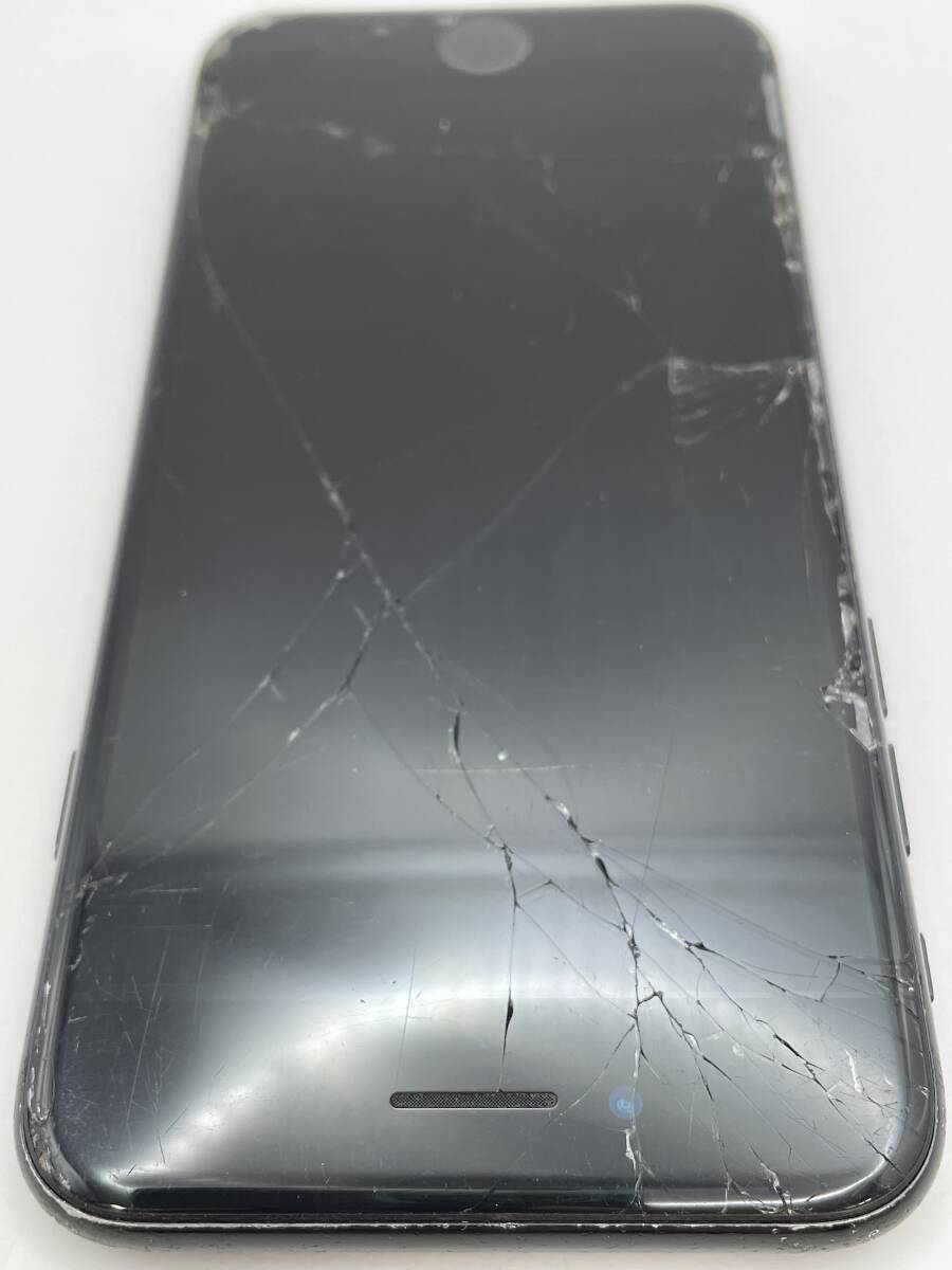 （KT050816）【爆速発送・土日発送可】iPhone 7 ブラック 128GB アイフォン 利用制限〇 1円スタート キャリア・Softbank Apple アップルの画像3