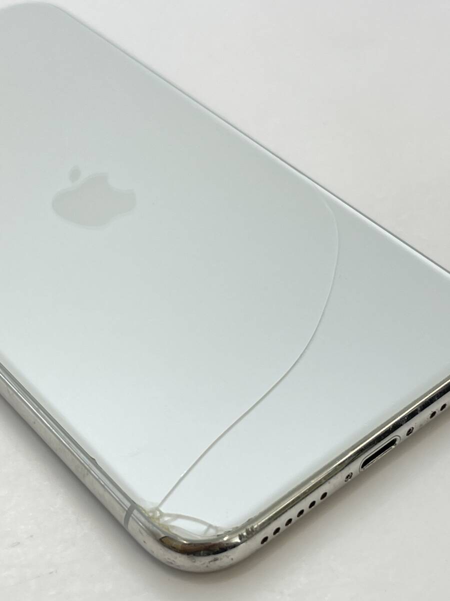 KT011694【爆速発送・土日発送可】iPhone 11 pro シルバー 256GB 1円スタート 利用制限 ◯ アイフォン Apple 初期化済【キャリア・au】の画像9