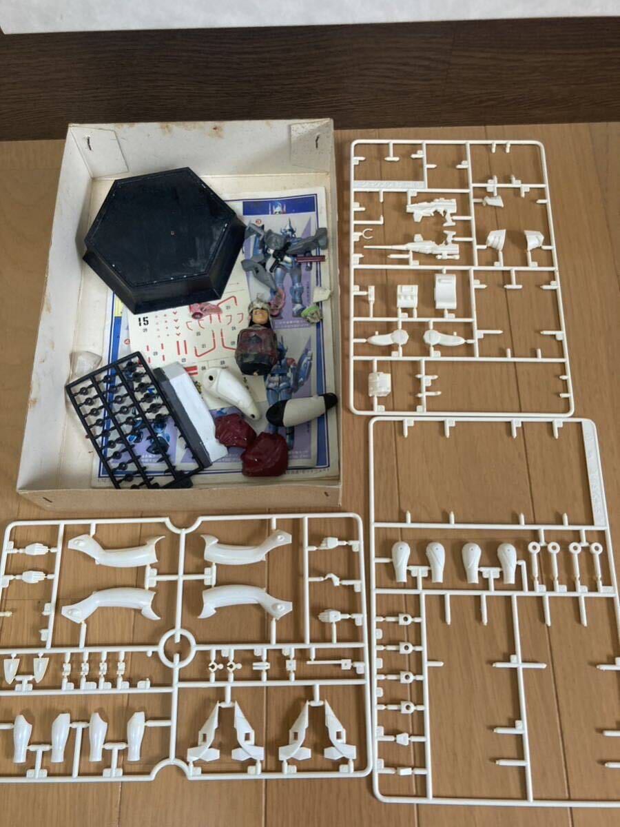 【ジャンク】超時空騎団サザンクロス ジャンヌ少尉 一部塗装あり 未組立品 瞳デカール以外未使用 当時物 絶版 LS ジャンク少尉の画像2