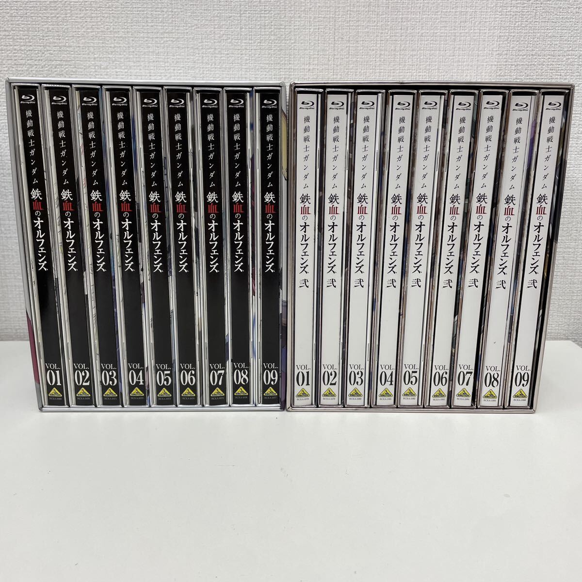【1円スタート】 機動戦士ガンダム 鉄血のオルフェンズ 壱、弐 特装限定版 BOXセット Blu-ray全18枚 全50話収録の画像1