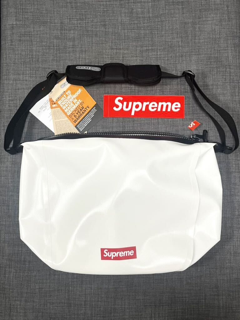 送料無料 白 Supreme Ortlieb Small Messenger Bag White 24SS 送料無料 白 Supreme Ortlieb Small Messenger Bag White 24SS