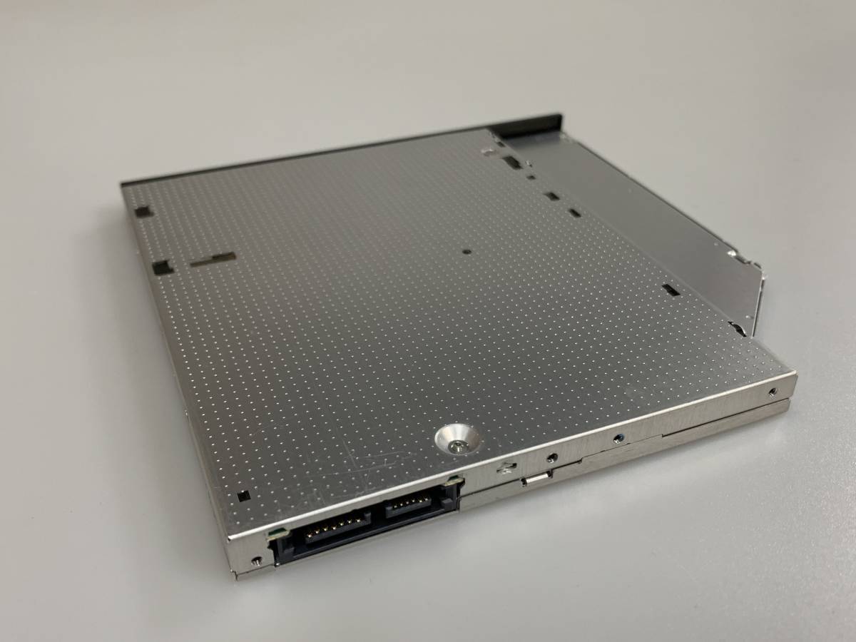 Pioneer(パイオニア）製 9.5mm スリムラインSATA接続 内蔵型ブルーレイドライブ(ドロワ方式) BDXL対応 BD/DVD/CDライター BDR-UD03_画像2