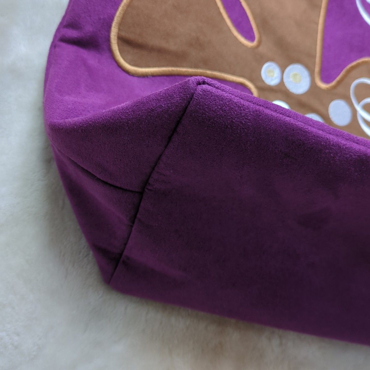 ◆最終価格◆未使用◆バリ島購入◆バックスキン◆大きいサイズショルダーバッグ◆花柄刺繍◆紫