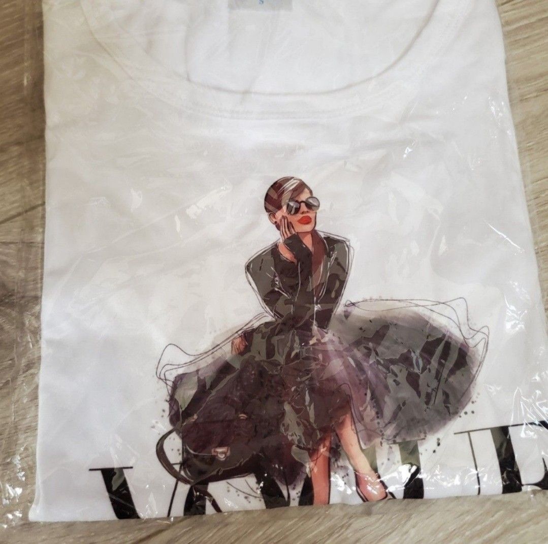 お得二枚セット!新品Vogue レディース デザインTシャツ 韓国