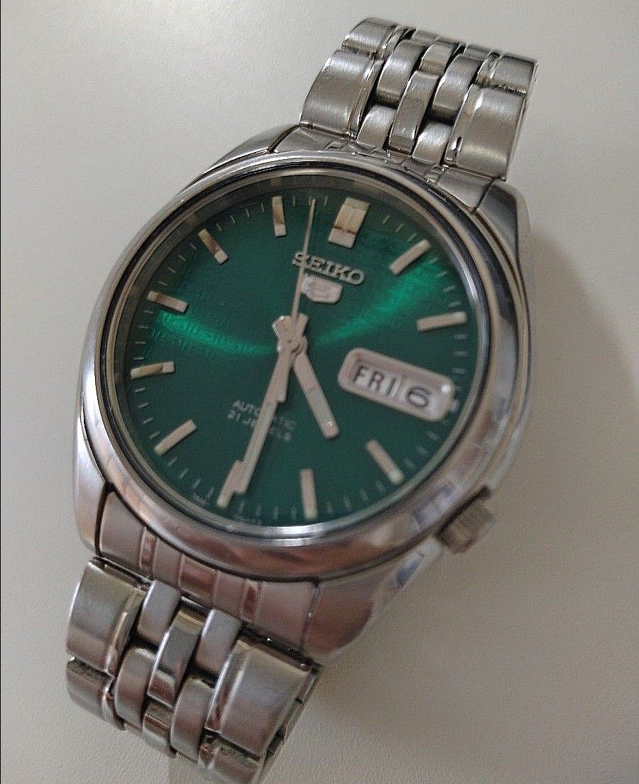 SEIKO ファイブ 自動巻き 7S26-01V0 グリーン 自動巻 腕時計 SEIKO ファイブ 自動巻き 7S26-01V0 グリーン 自動巻 腕時計