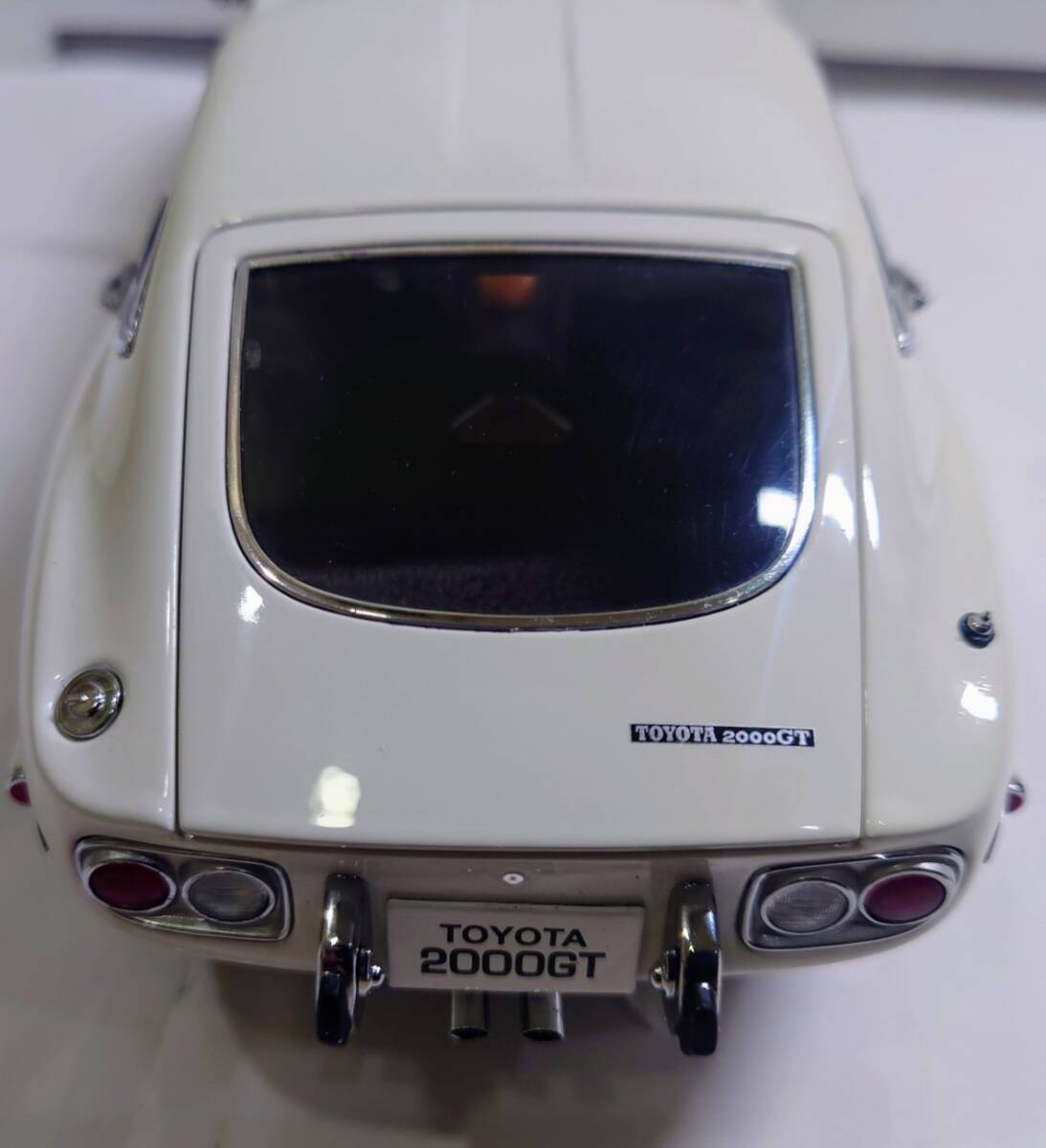 Y-41652N TOYOTA 2000GT COUPE オートアート トヨタ 1/18 ミレニアム 一部欠けあり 現状品 箱あり ジャンクの画像6