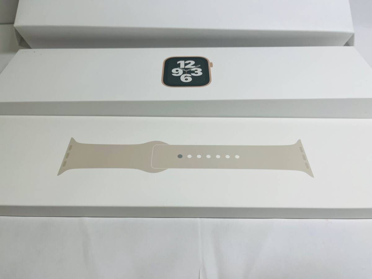 Y-1613Y 【中古】Apple Watch SE 40mm GPS ゴールドアルミニウム スターライトスポーツバンド MKQ03J/A スマートウォッチの画像3