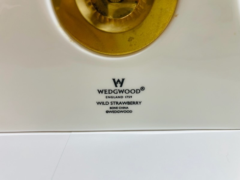 C-68348M 【現状渡し 動作未確認】 ＷＥＤＧＷＯＯＤ ウェッジウッド ワイルドストロベリー 置時計 インテリア 西洋陶磁 工芸品の画像7