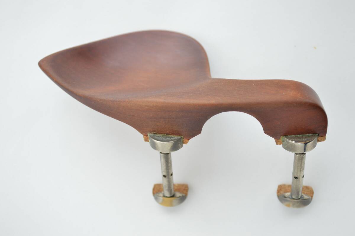 W.E.Hill and sons box wood chin rest prompt decision 