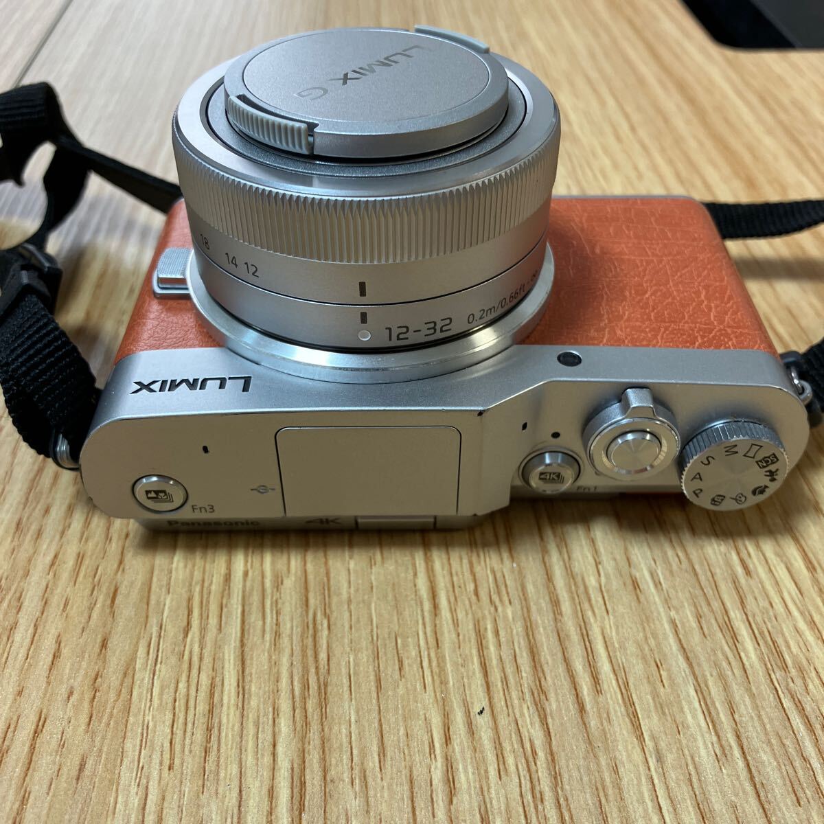 【美品】Panasonic DC-GF9W LUMIX（ルミックス）ミラーレス一眼カメラ・デジタルカメラ　デジタル一眼カメラ　ダブルレンズキット Wifi内臓