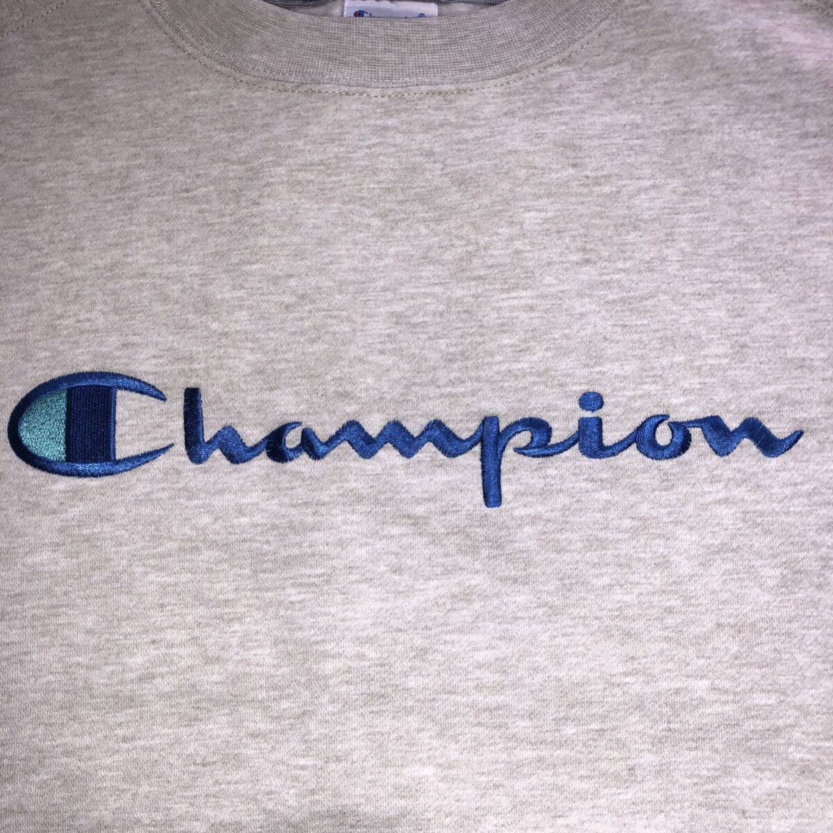  Champion チャンピオン　日本正規品　刺繍ロゴトレーナー　スウェット CHAMPION _画像4