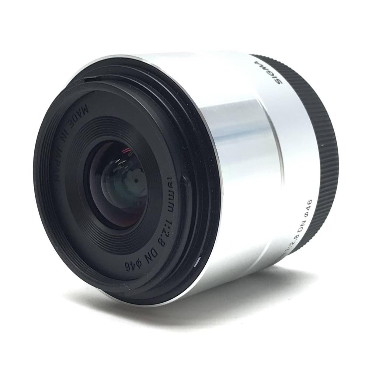 SIGMA シグマ 単焦点広角レンズ Art 19mm F2.8 DN シルバー マイクロフォーサーズ用 ミラーレスカメラ専用 管理YK24001268_画像1