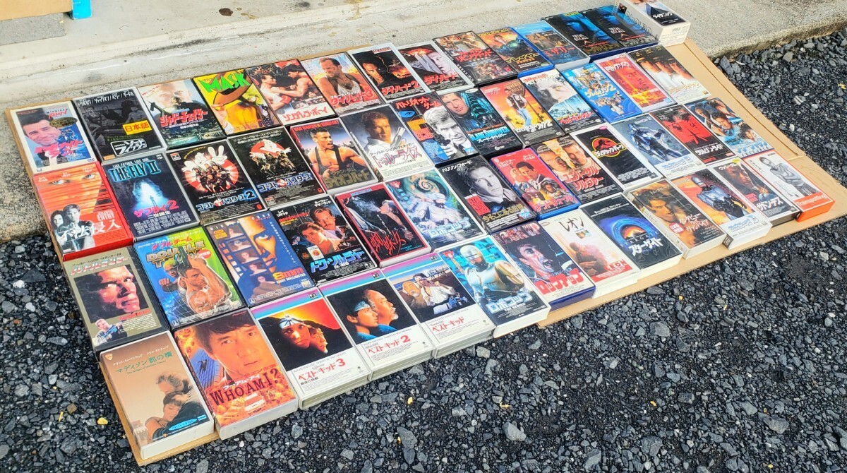 映画 洋画 VHS ビデオ ビデオテープ 53タイトル まとめ売り (検: SF ホラー ドラマ ミステリー アクション ジャンク扱い インテリア等に )の画像2