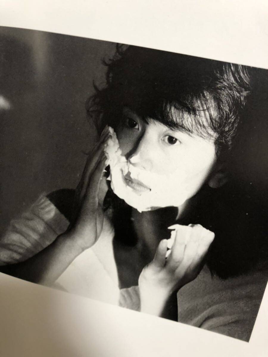 Yahoo!オークション - (D1013)大場久美子 写真集 集英社 撮影 Yahoo!オークション - (D1013)大場久美子 写真集 集英社 撮影