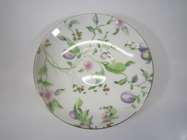 ☆格安売切☆美品 英国製 WEDGWOOD ウエッジウッド BONE CHINA SWEET PLUM INDIA 4点セット 中皿 ティーカップ＆ソーサー スリムカップ_画像7