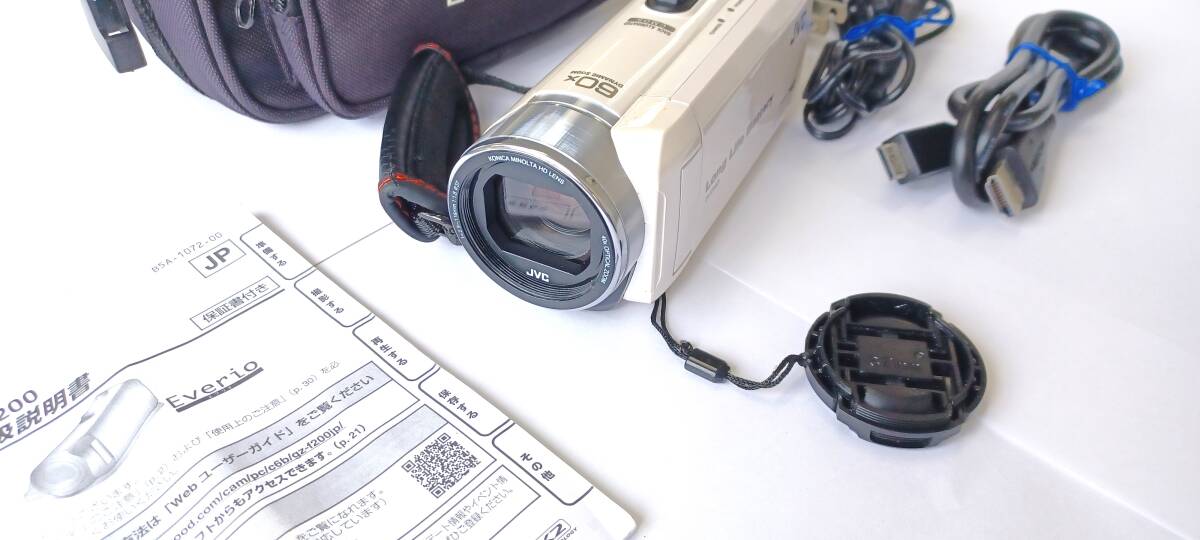 [ beautiful goods FullHD] JVC video camera Everio R length hour built-in battery built-in memory 32GB pearl white GZ-F200-W box less [ used free shipping ]